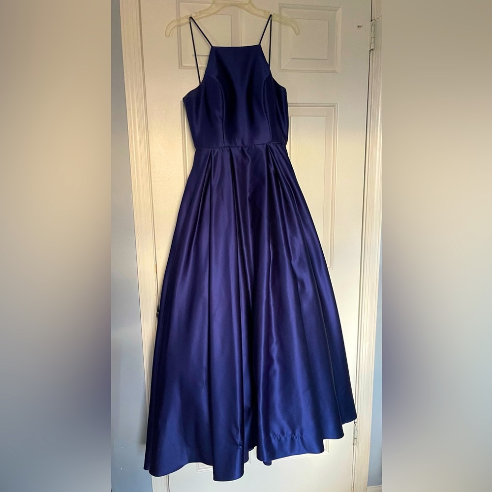 Halter Top Long Royal Blue Formal Ballgown Prom Dress Size 6 POCKETS